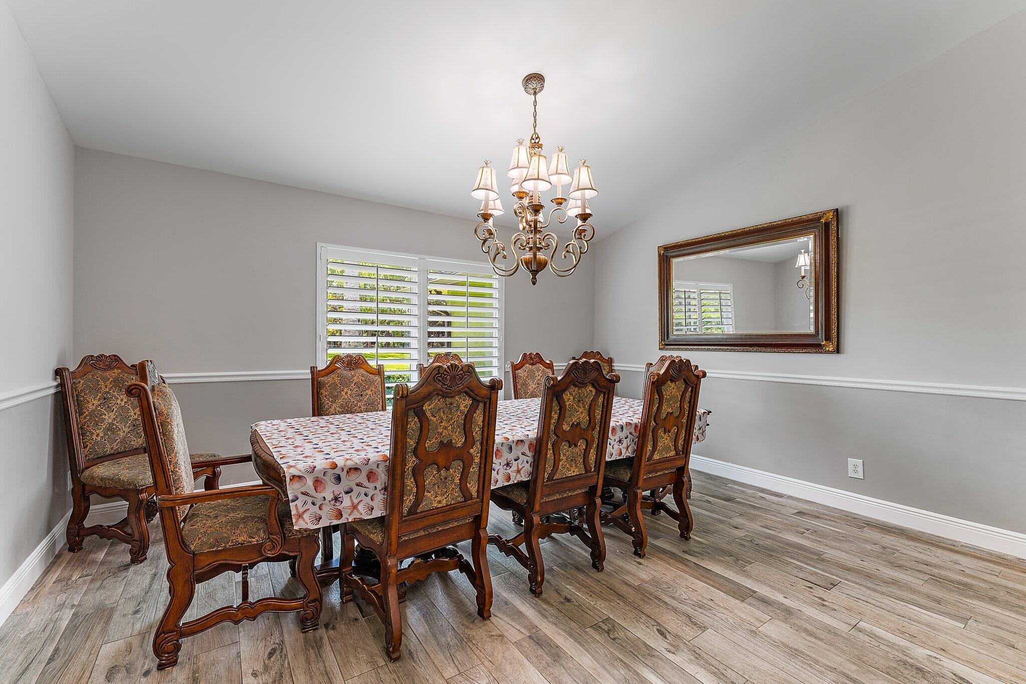 15864 72nd Drive N