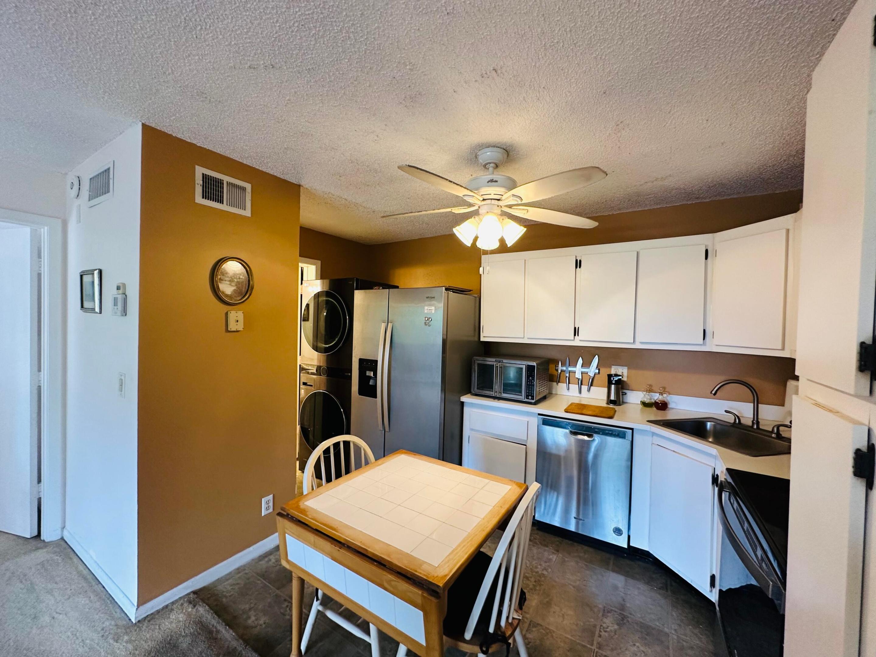 204 Foxtail Drive E3