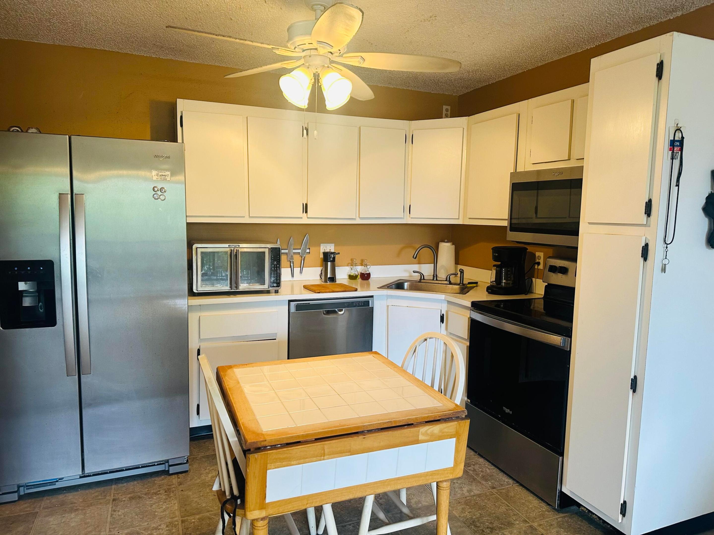 204 Foxtail Drive E3