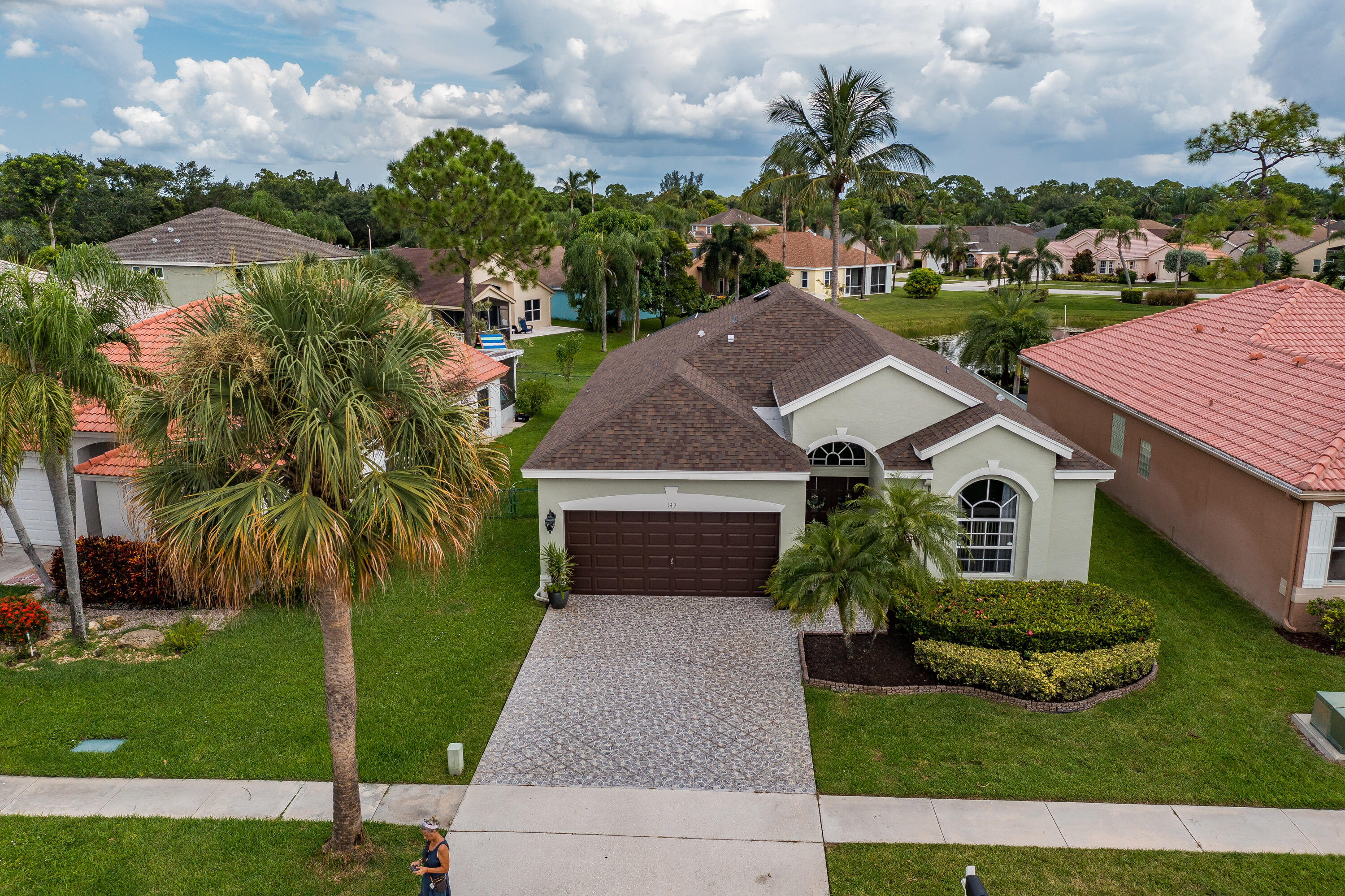 142 Derby Lane