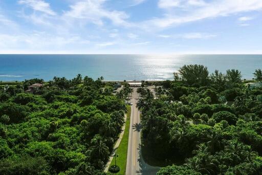 7618 SE Heritage Boulevard