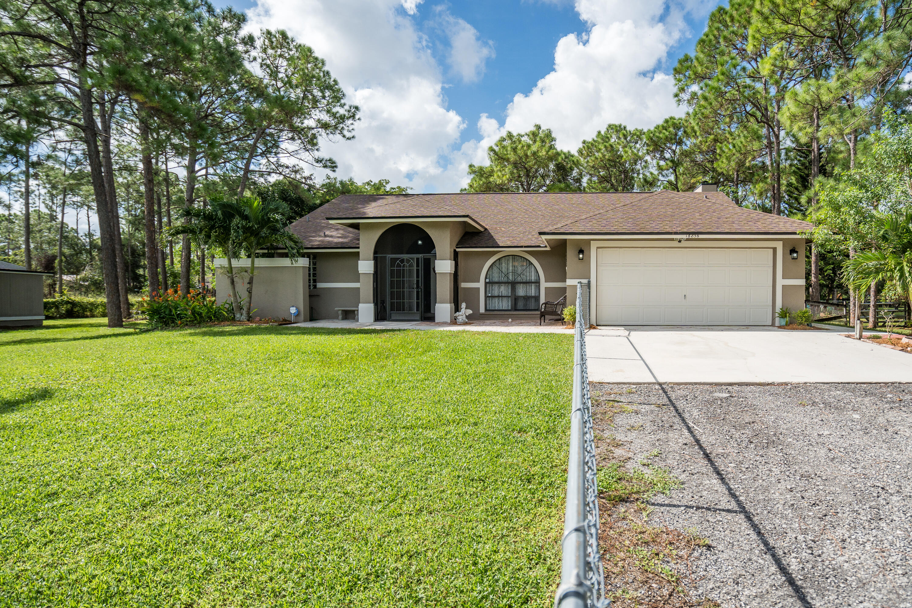 16856 70th Street N