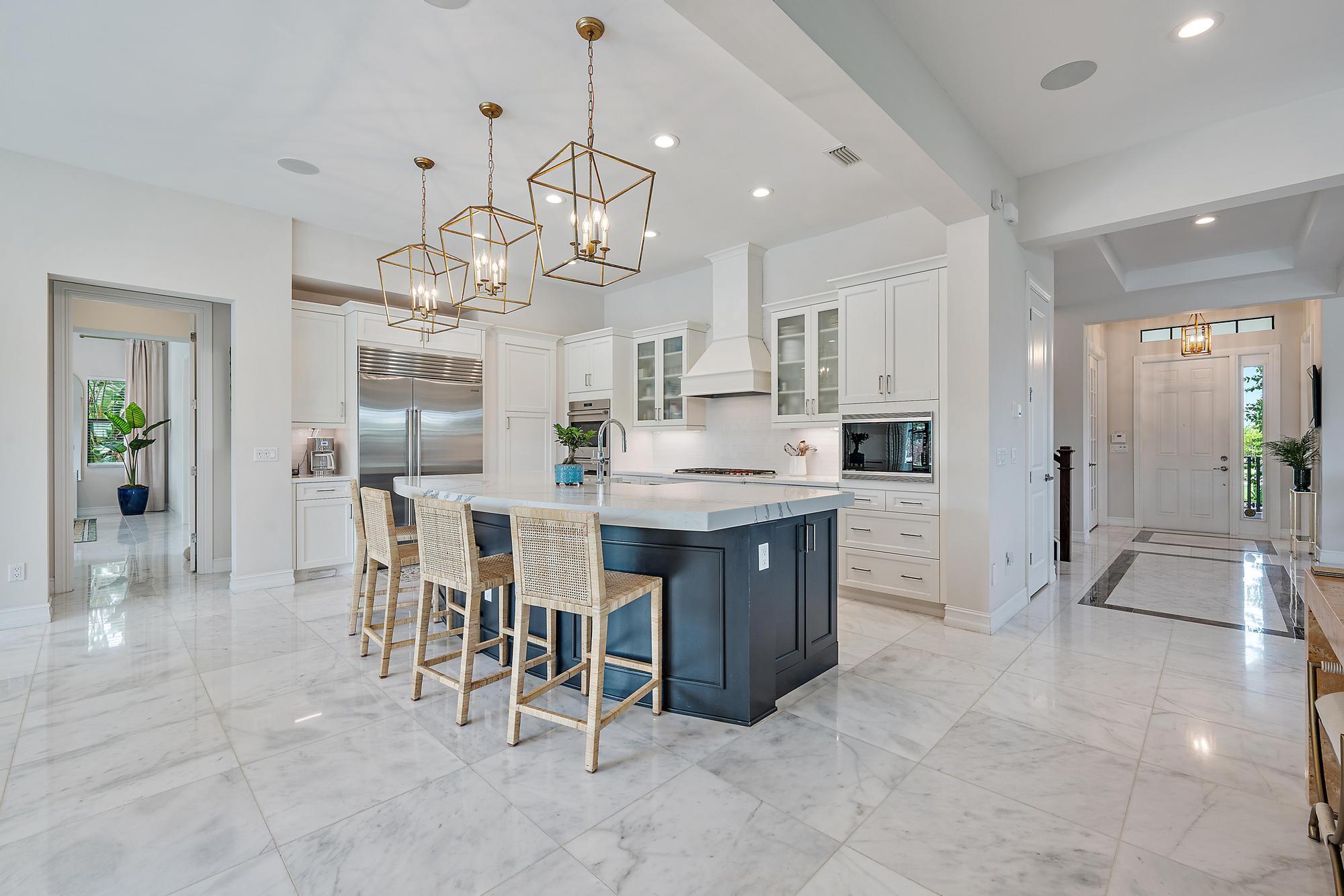 8164 SE Old Plantation Circle