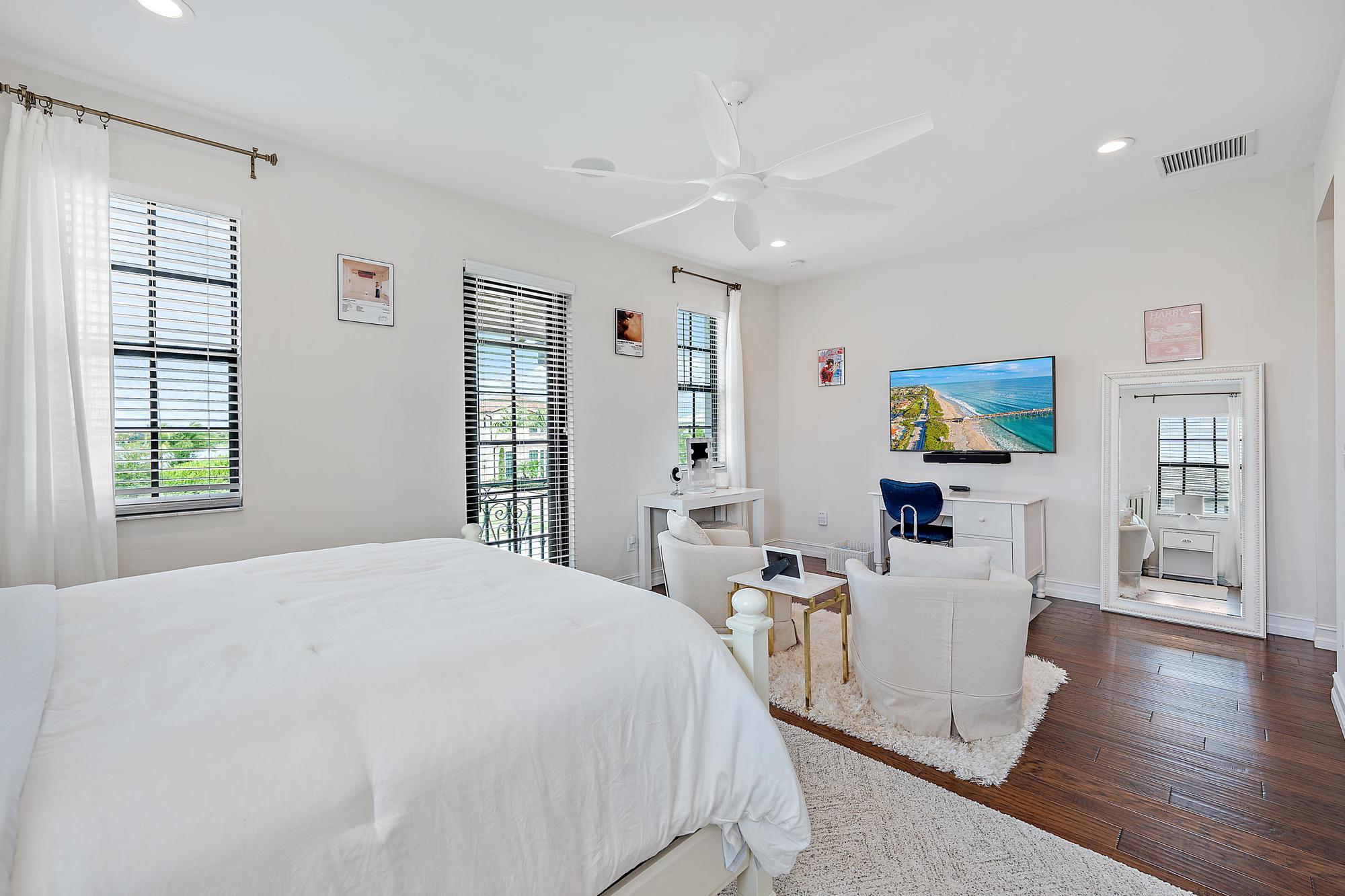 8164 SE Old Plantation Circle