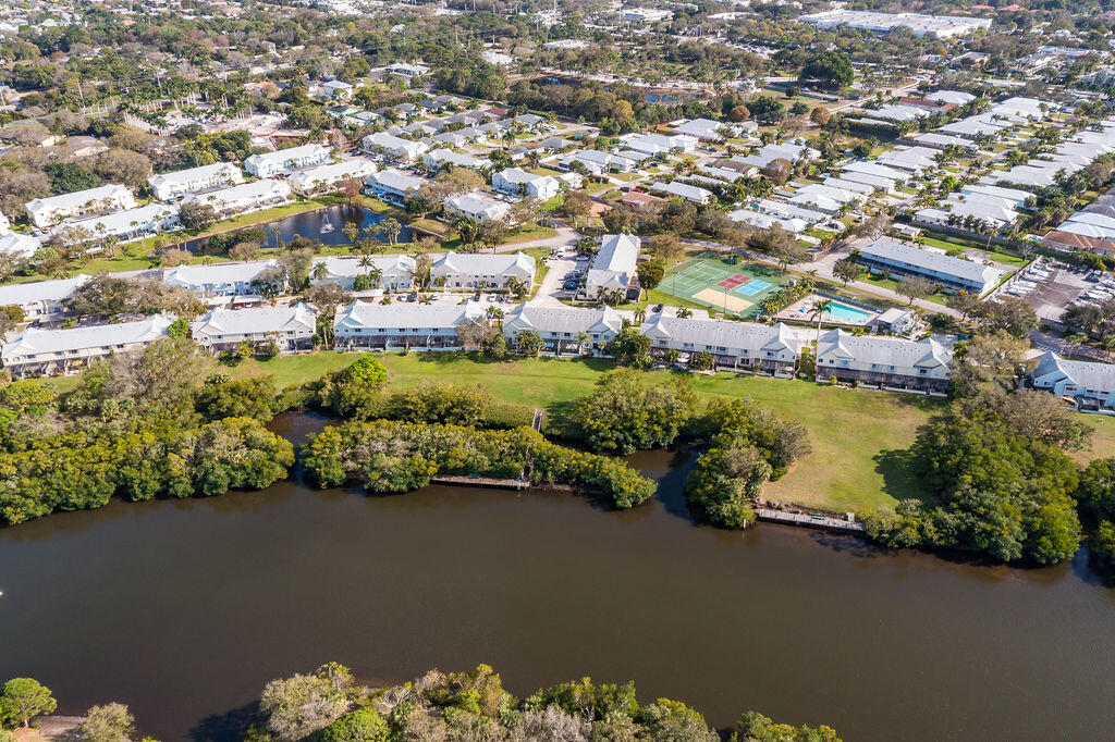 6270 Riverwalk Lane 5