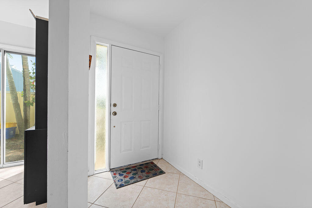6270 Riverwalk Lane 5