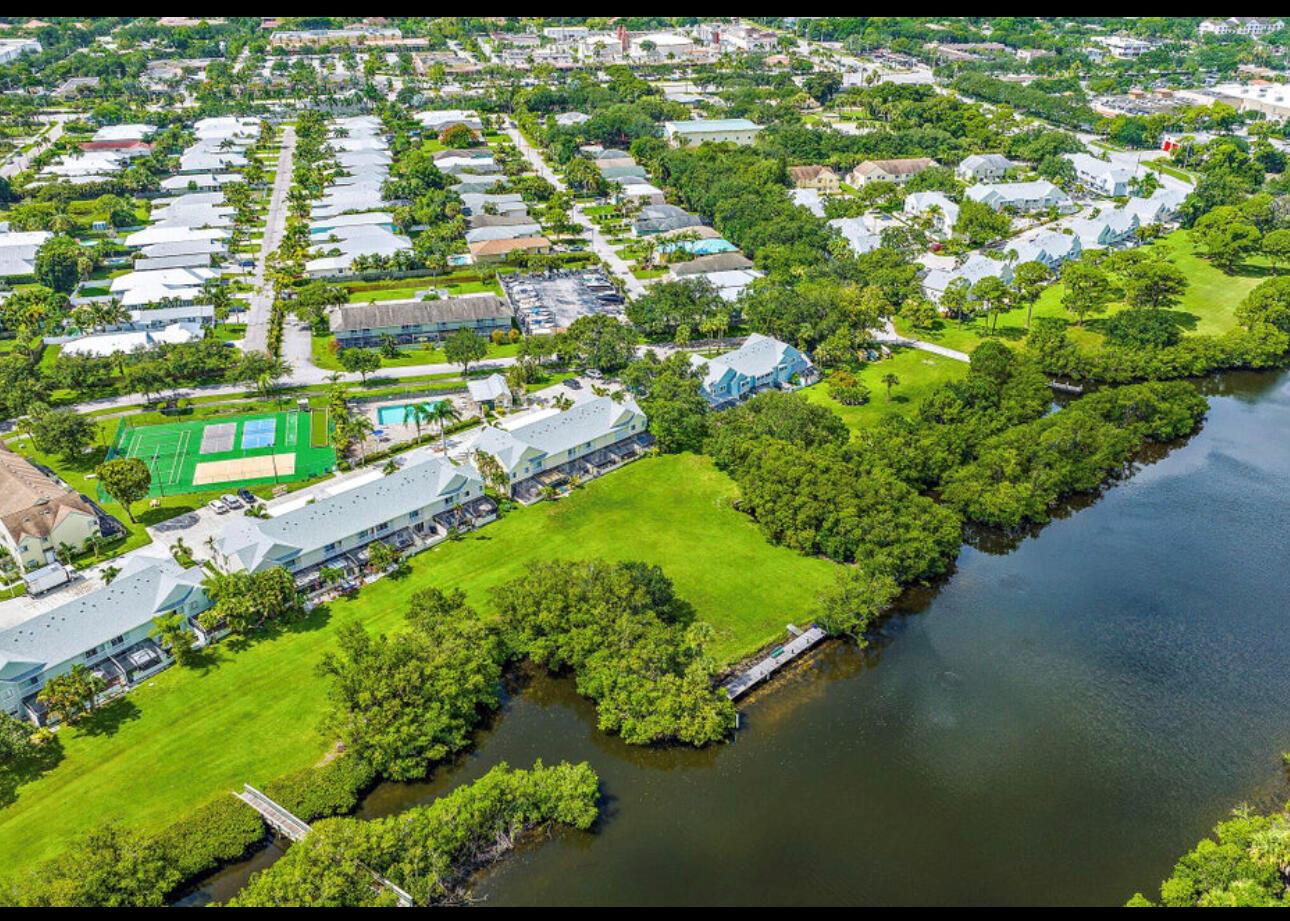 6270 Riverwalk Lane 5