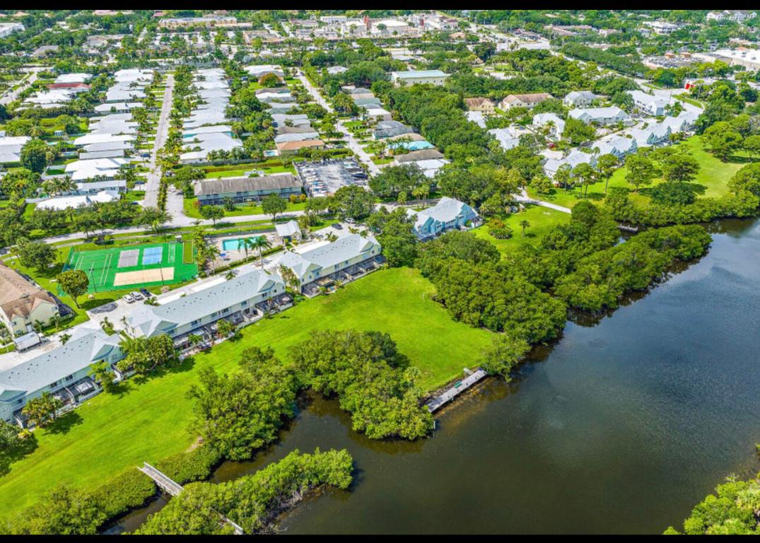 6270 Riverwalk Lane 5