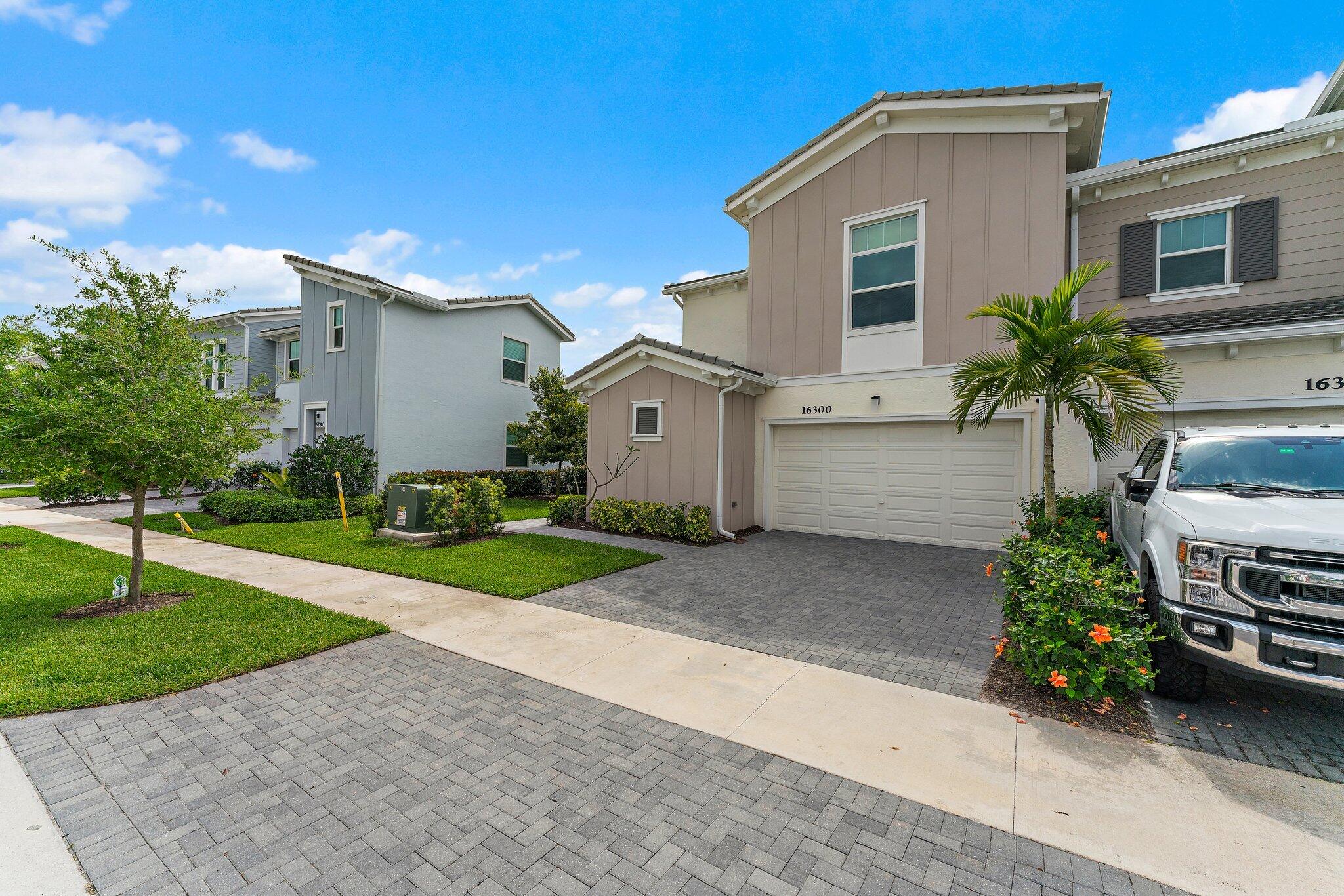 16300 Oakview Drive