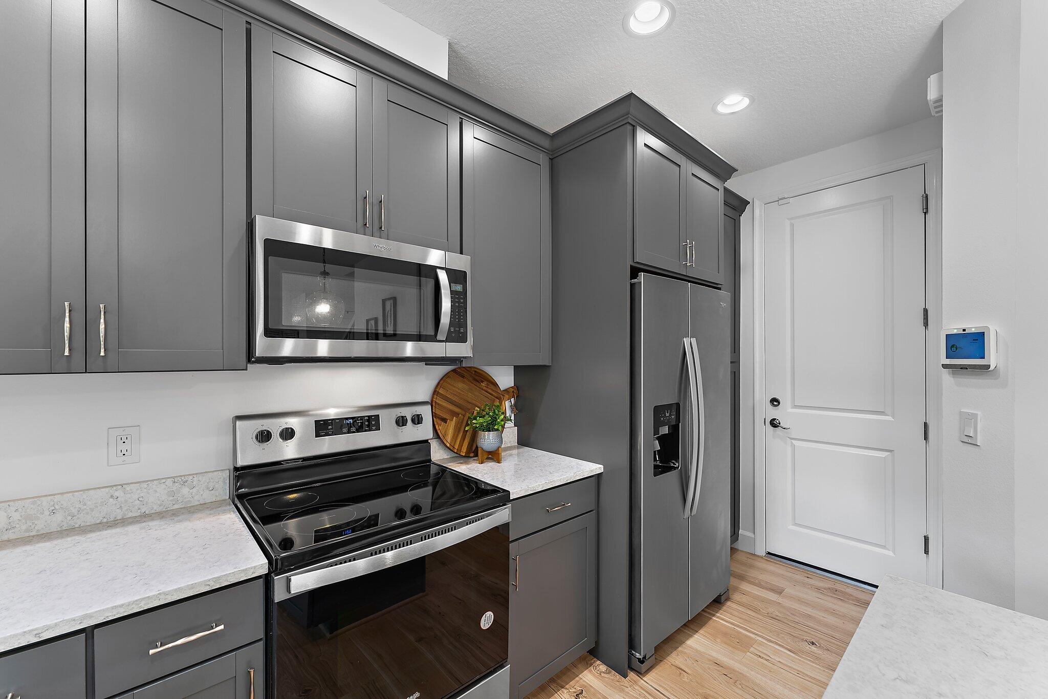 16300 Oakview Drive