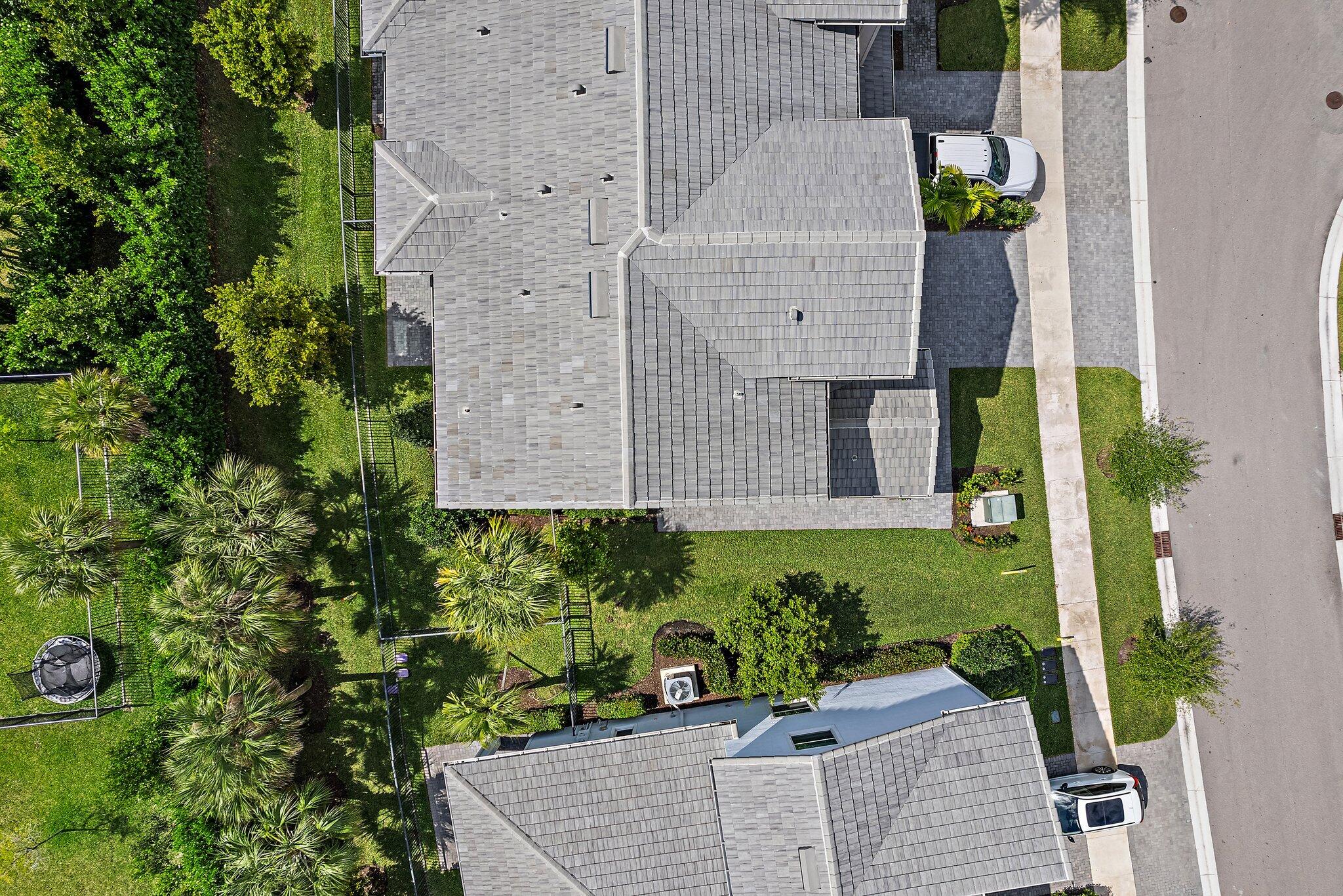 16300 Oakview Drive