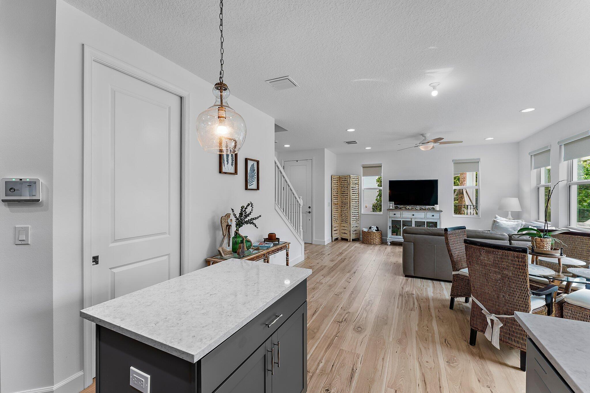 16300 Oakview Drive