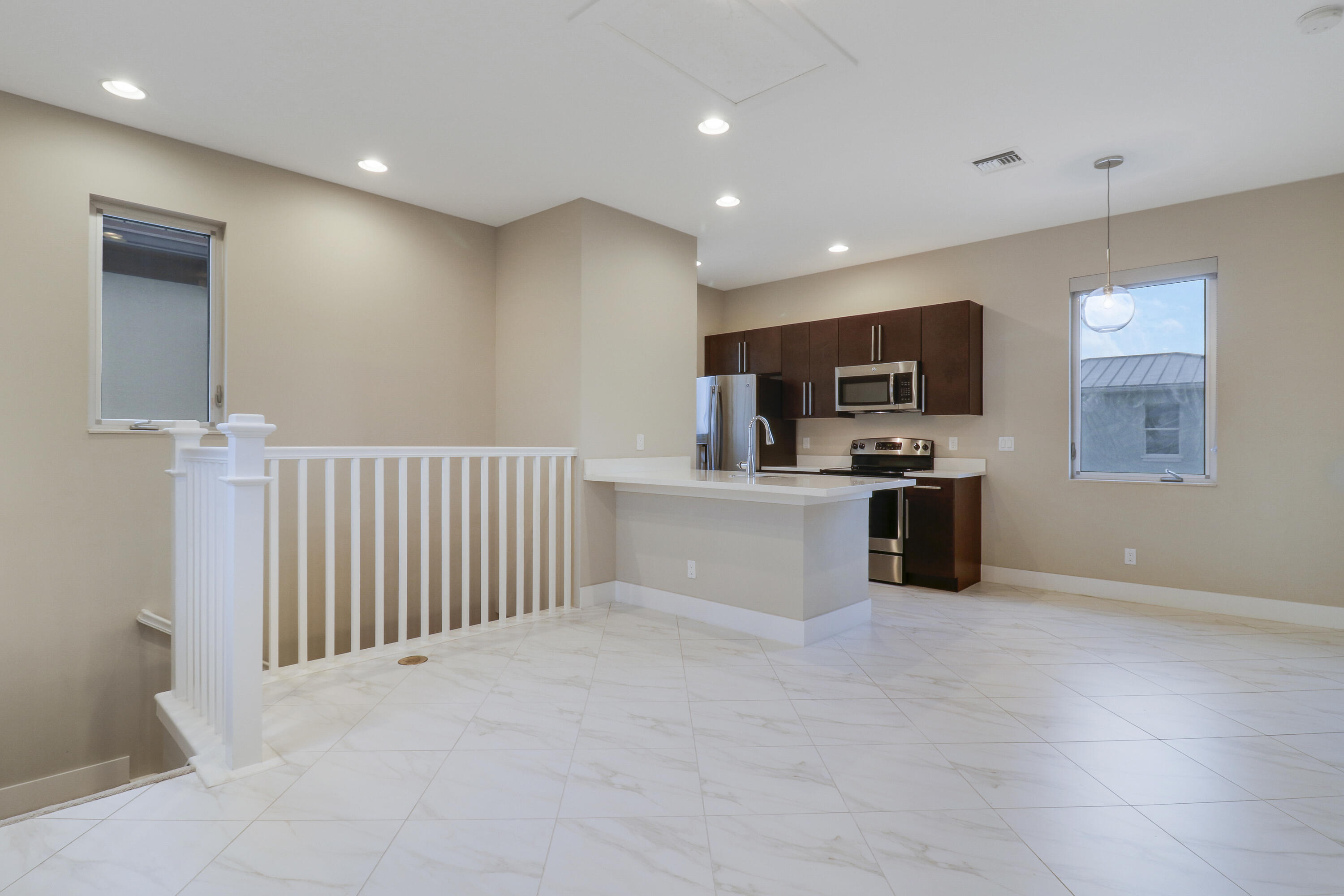 5029 Grandiflora Road