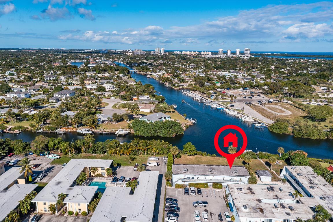 725 Hummingbird Way 103