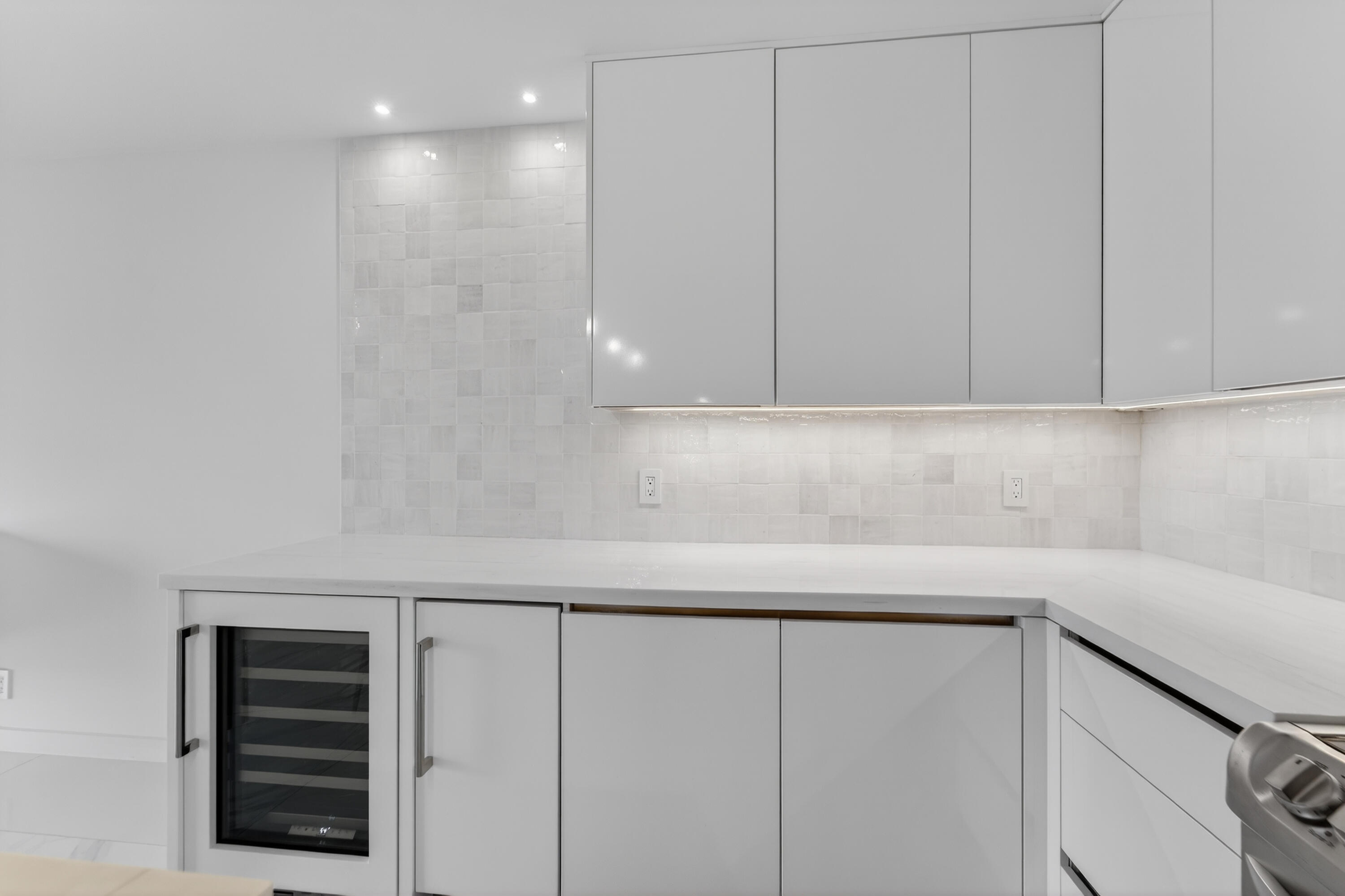 725 Hummingbird Way 103