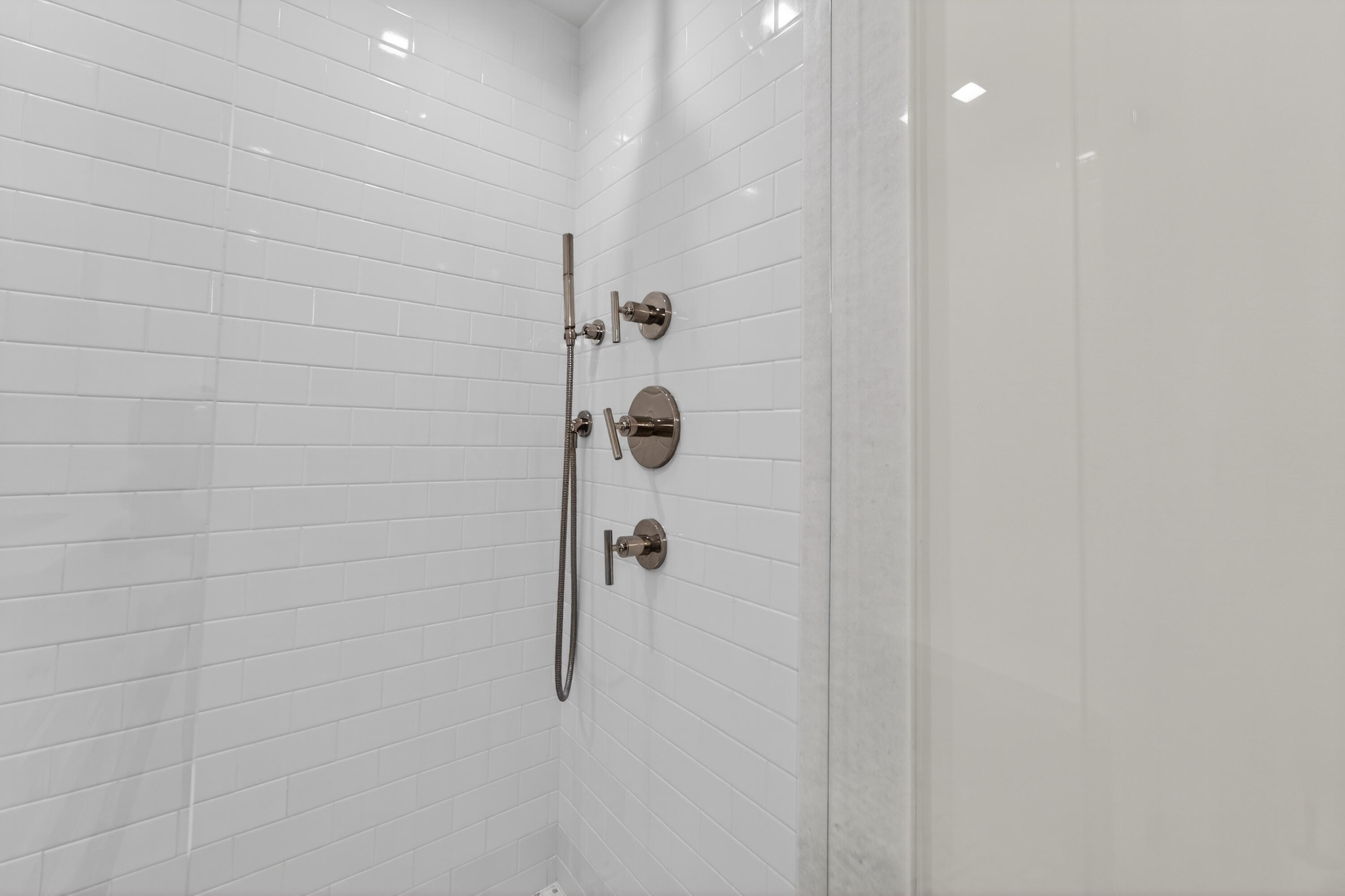 725 Hummingbird Way 103