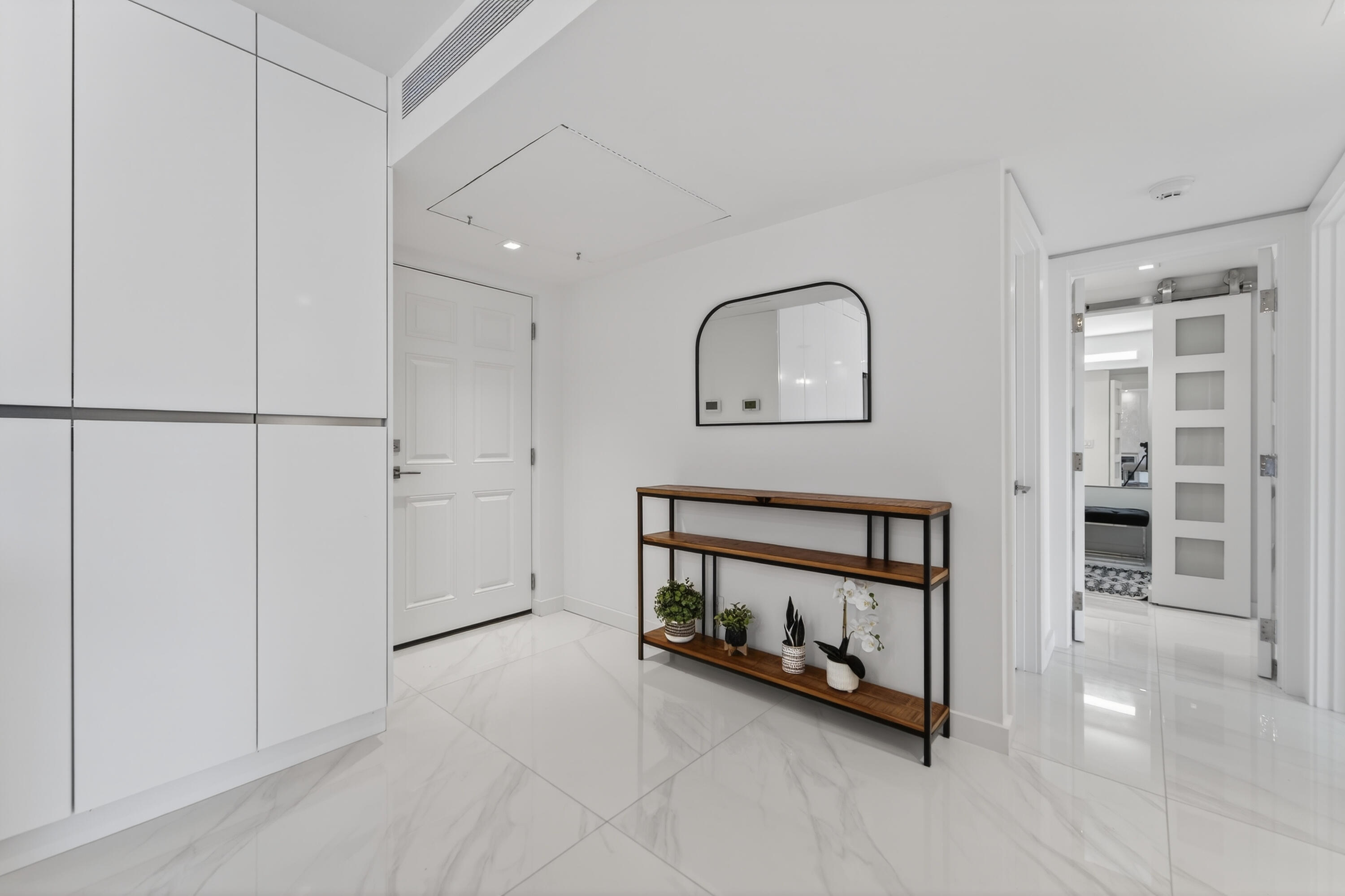 725 Hummingbird Way 103