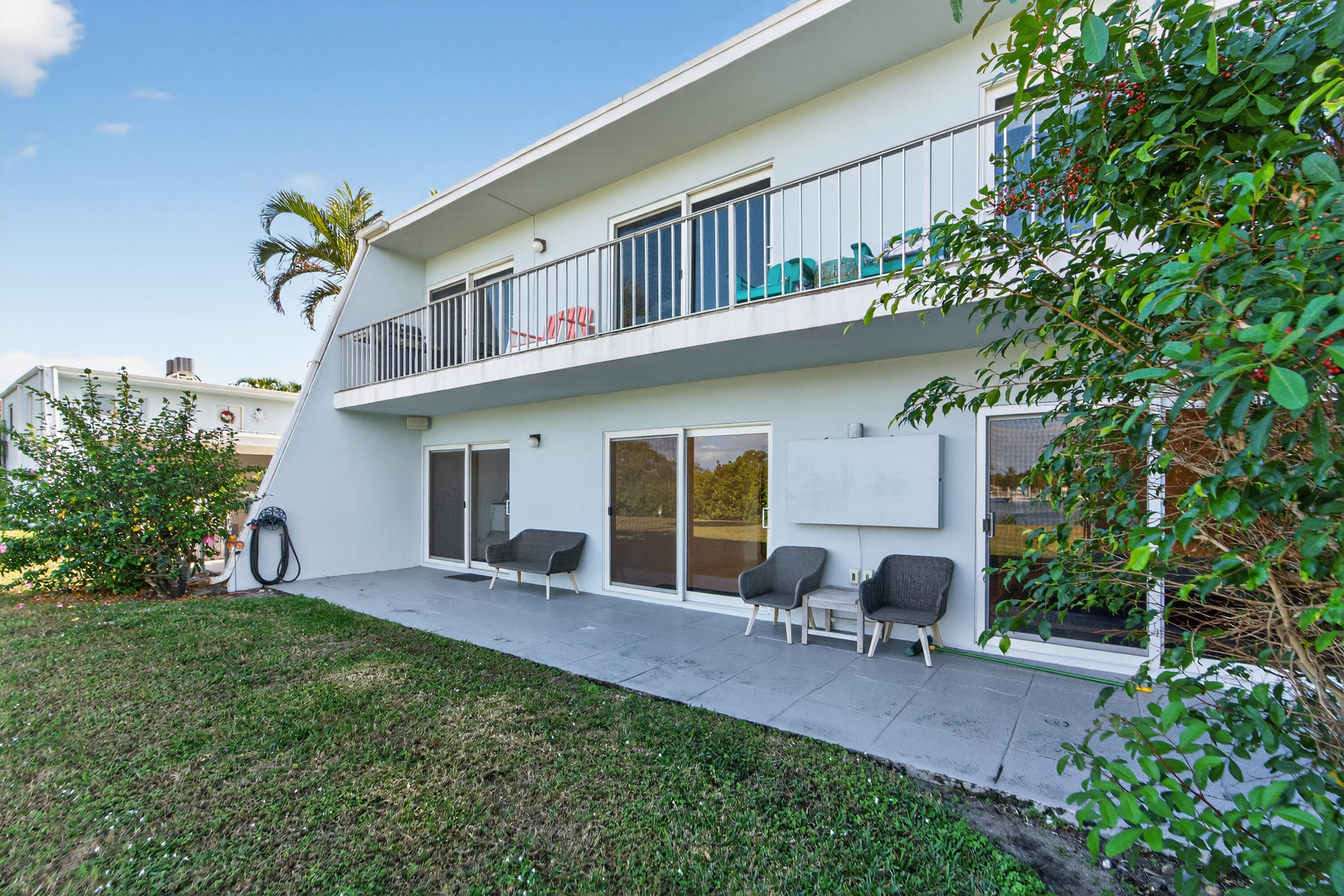 725 Hummingbird Way 103