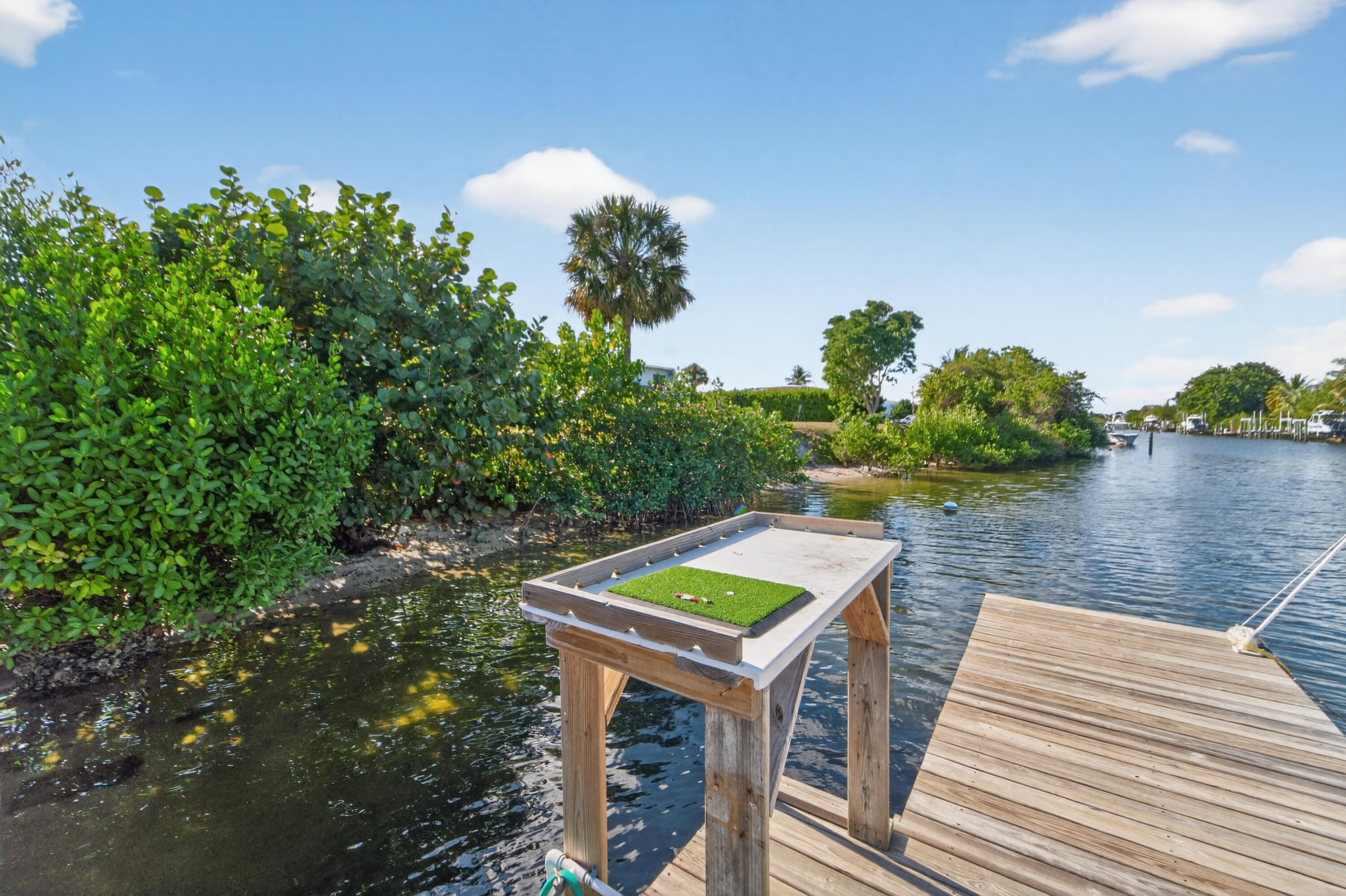 725 Hummingbird Way 103