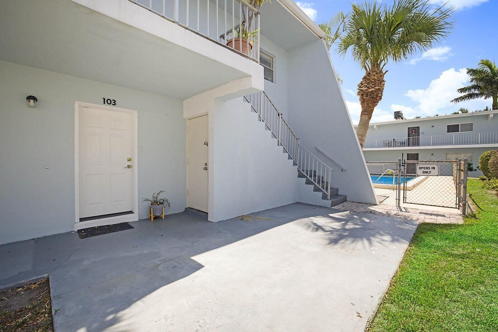725 Hummingbird Way 103