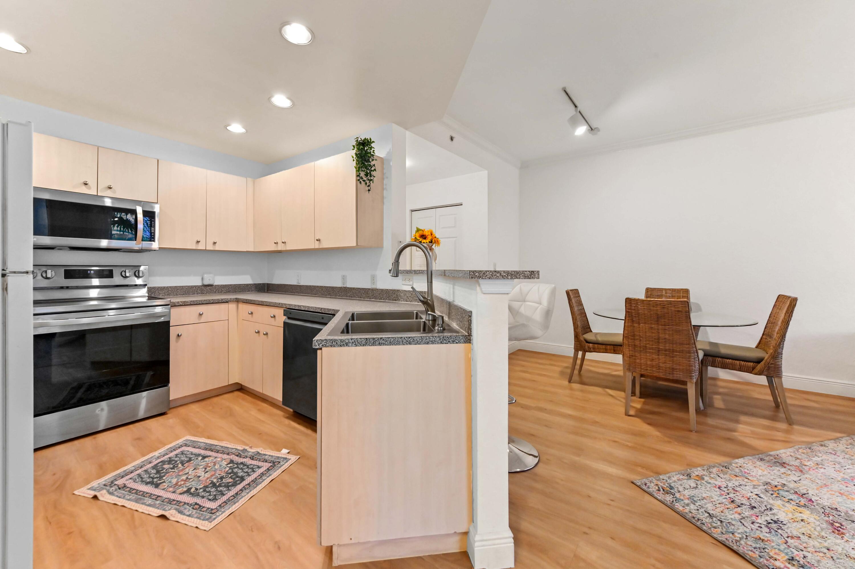 1803 N Flagler Drive 204