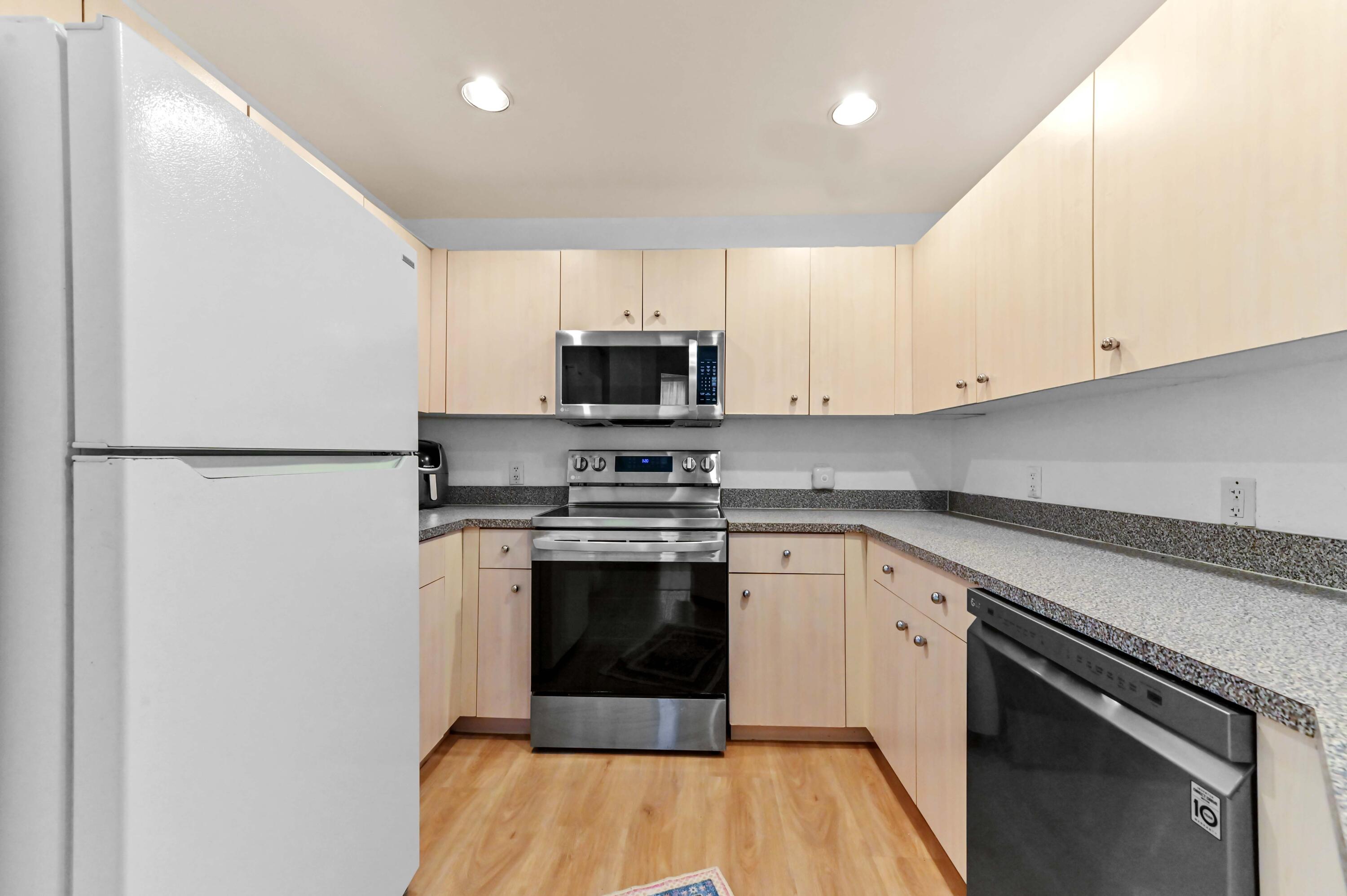 1803 N Flagler Drive 204