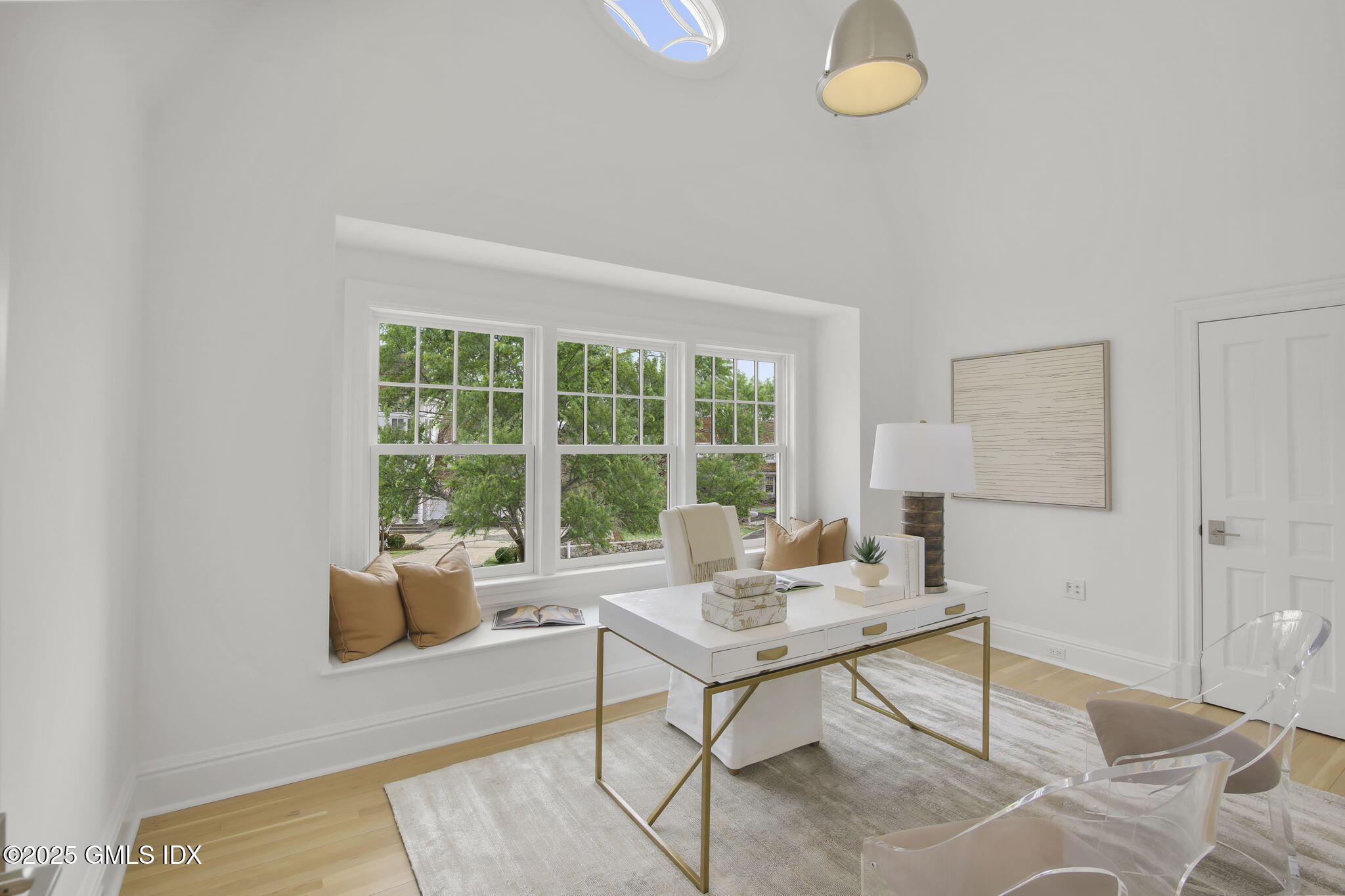 18 Shoal Point Lane