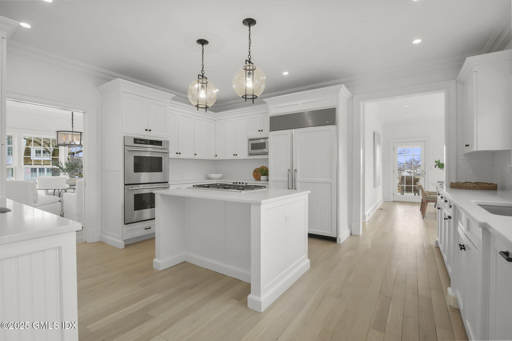 18 Shoal Point Lane