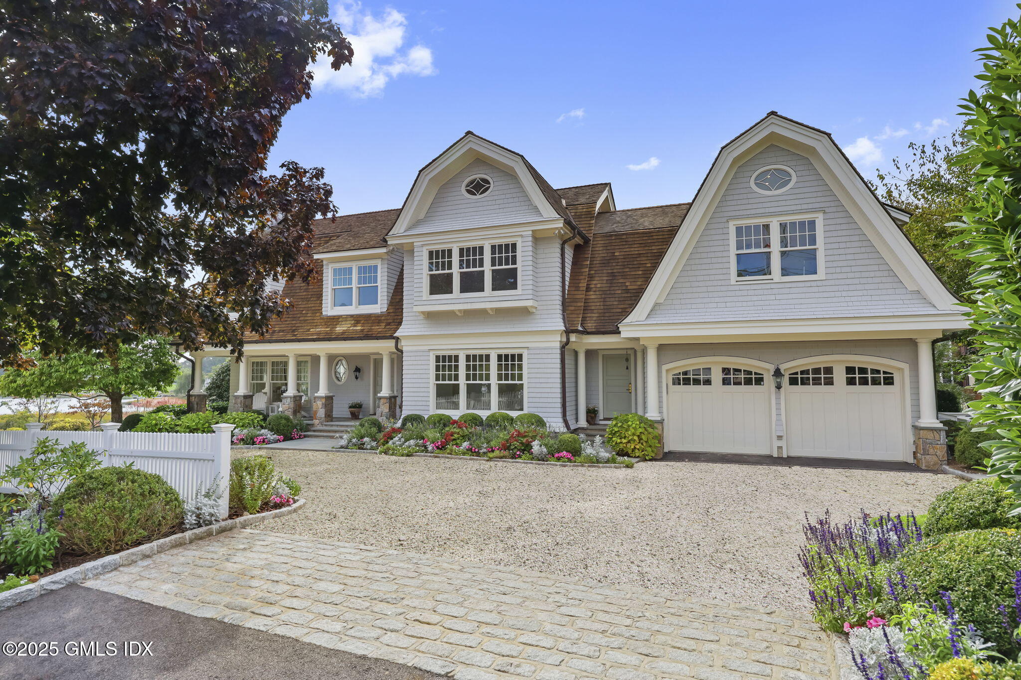 18 Shoal Point Lane