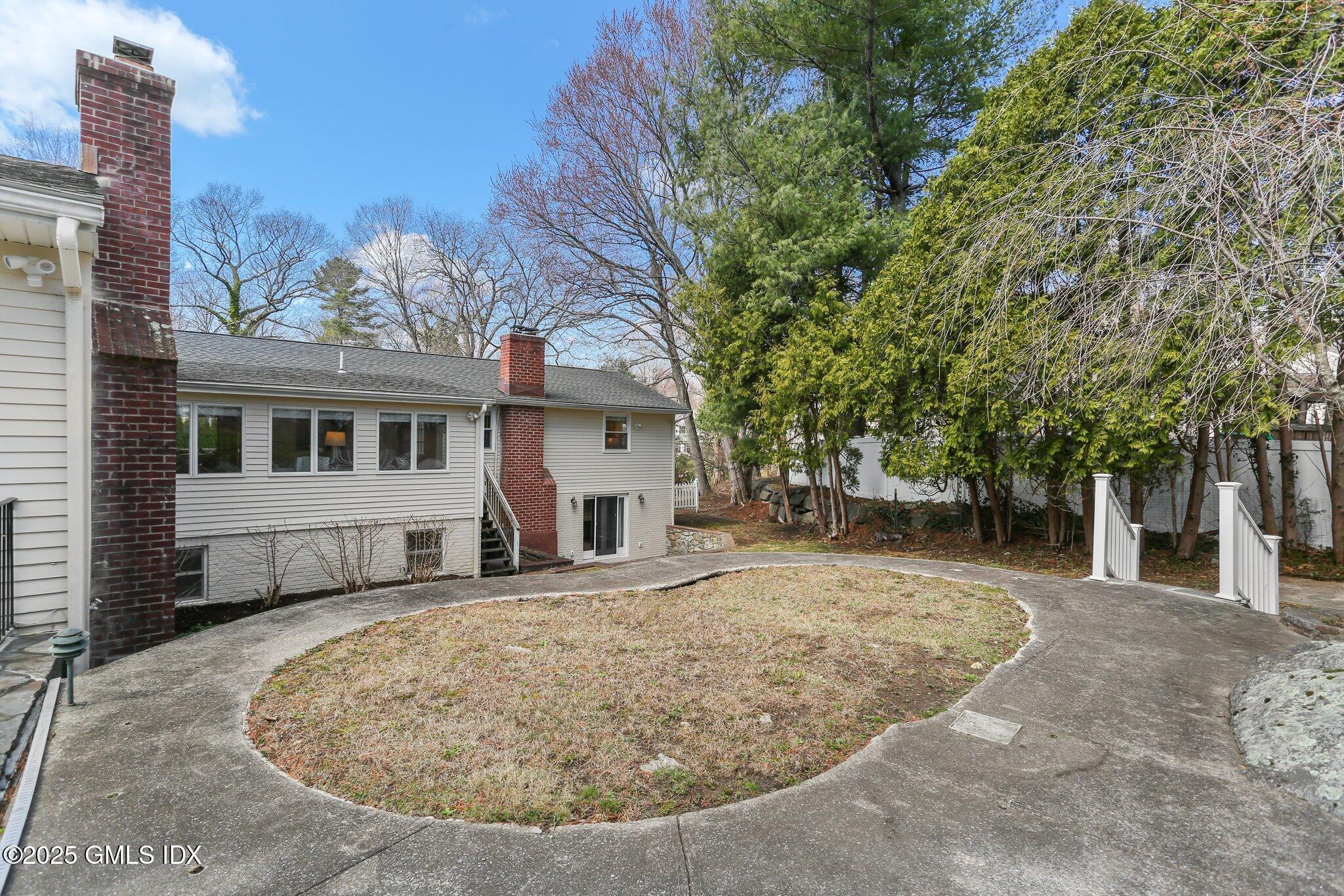 16 Dandy Drive