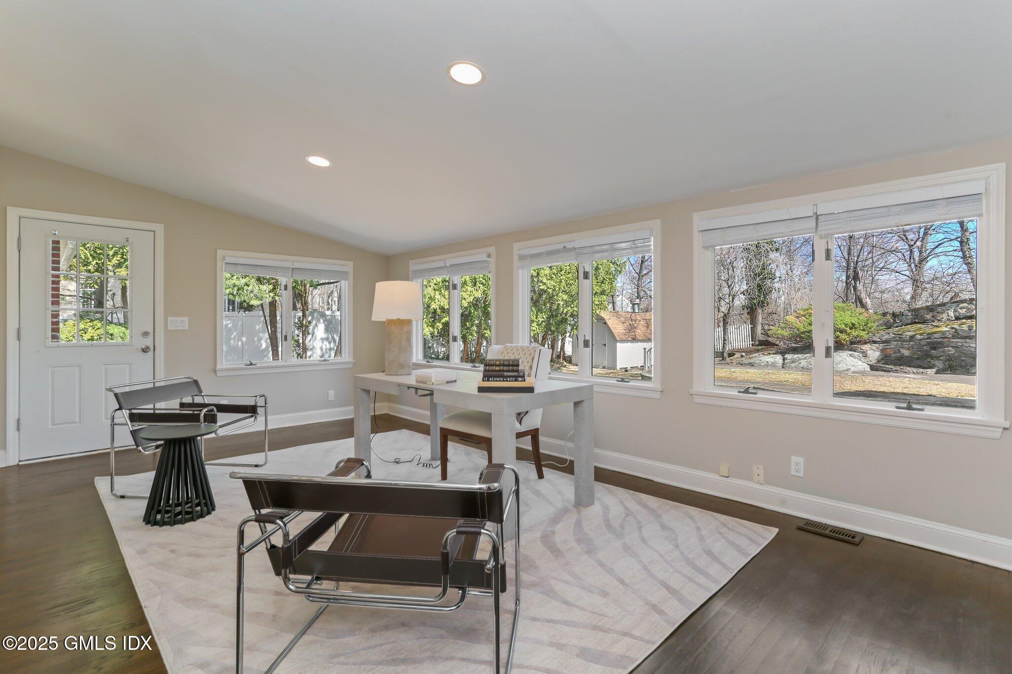 16 Dandy Drive