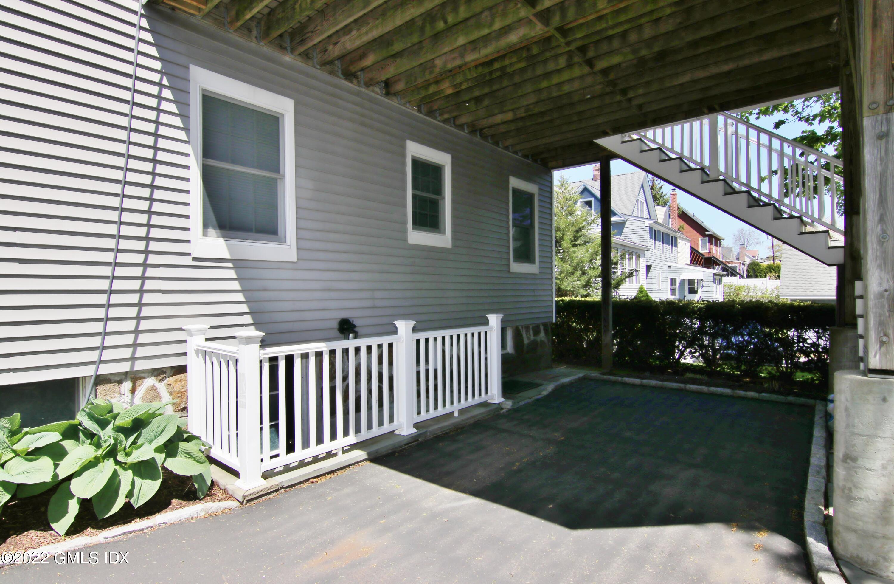 43 Connecticut Avenue, 1