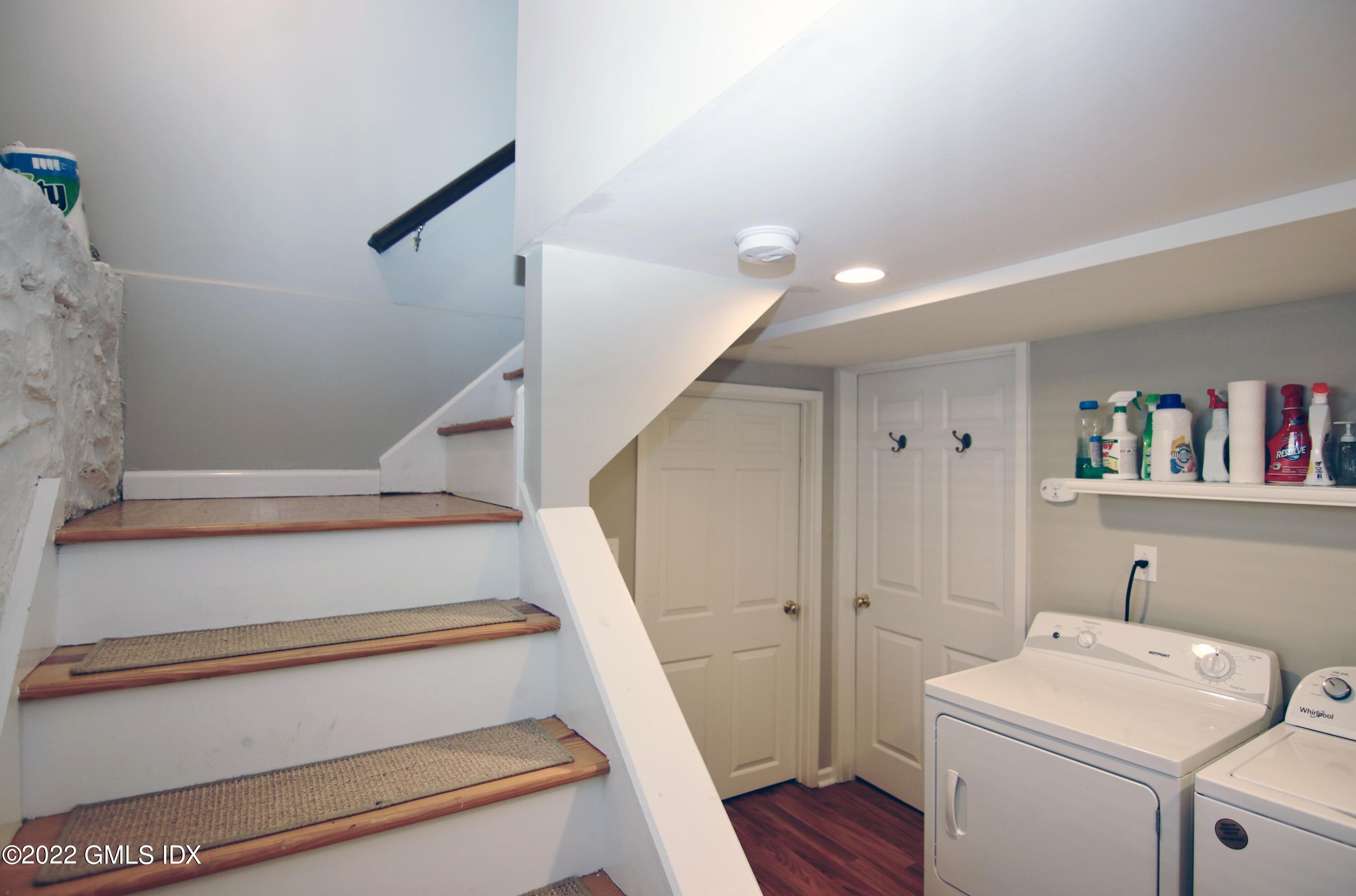 43 Connecticut Avenue, 1