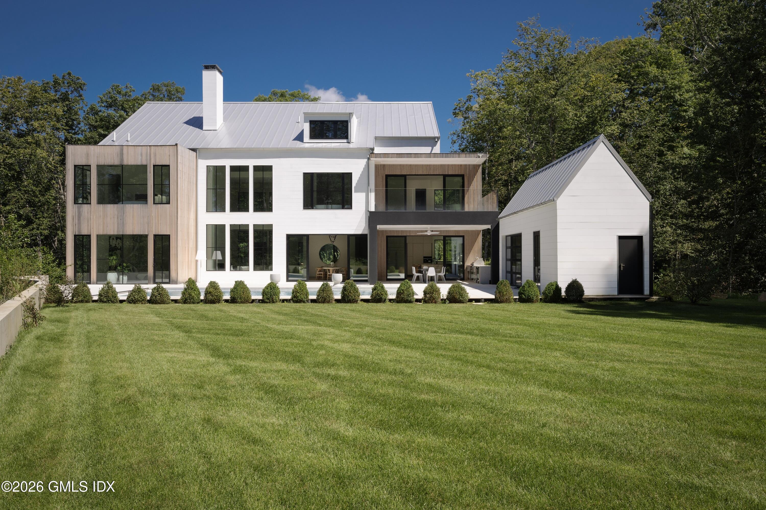 41 Mohawk Lane