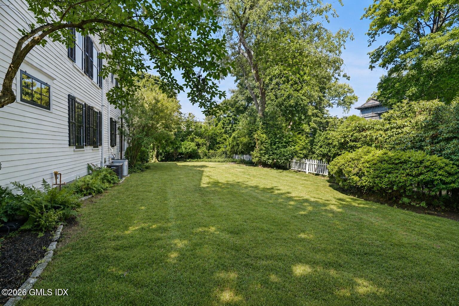 33 Mead Avenue