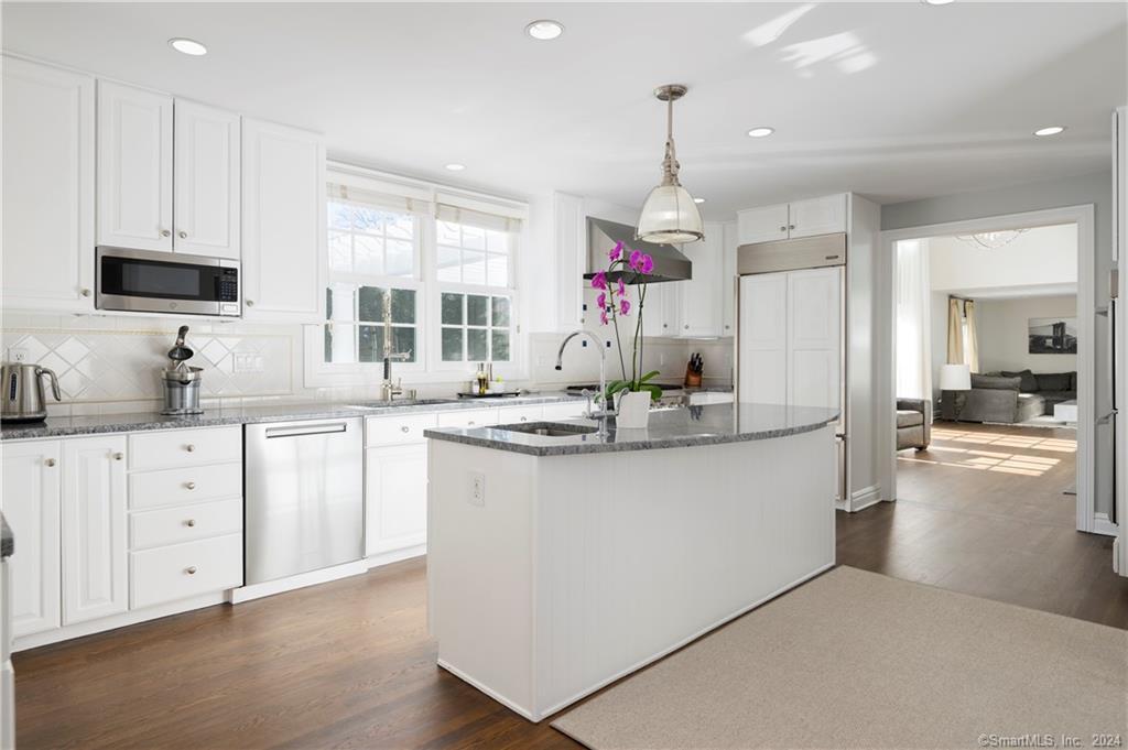 17 Rustic View Road