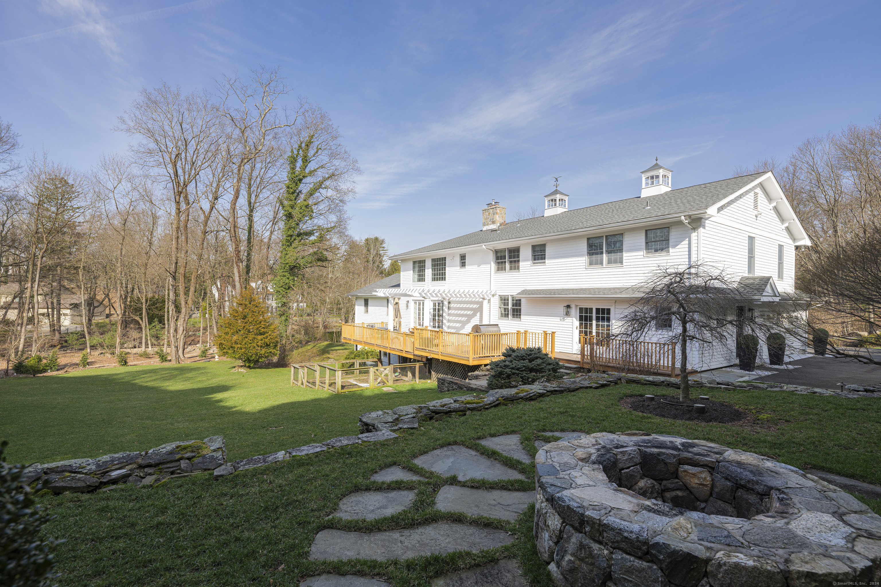 17 Rustic View Road