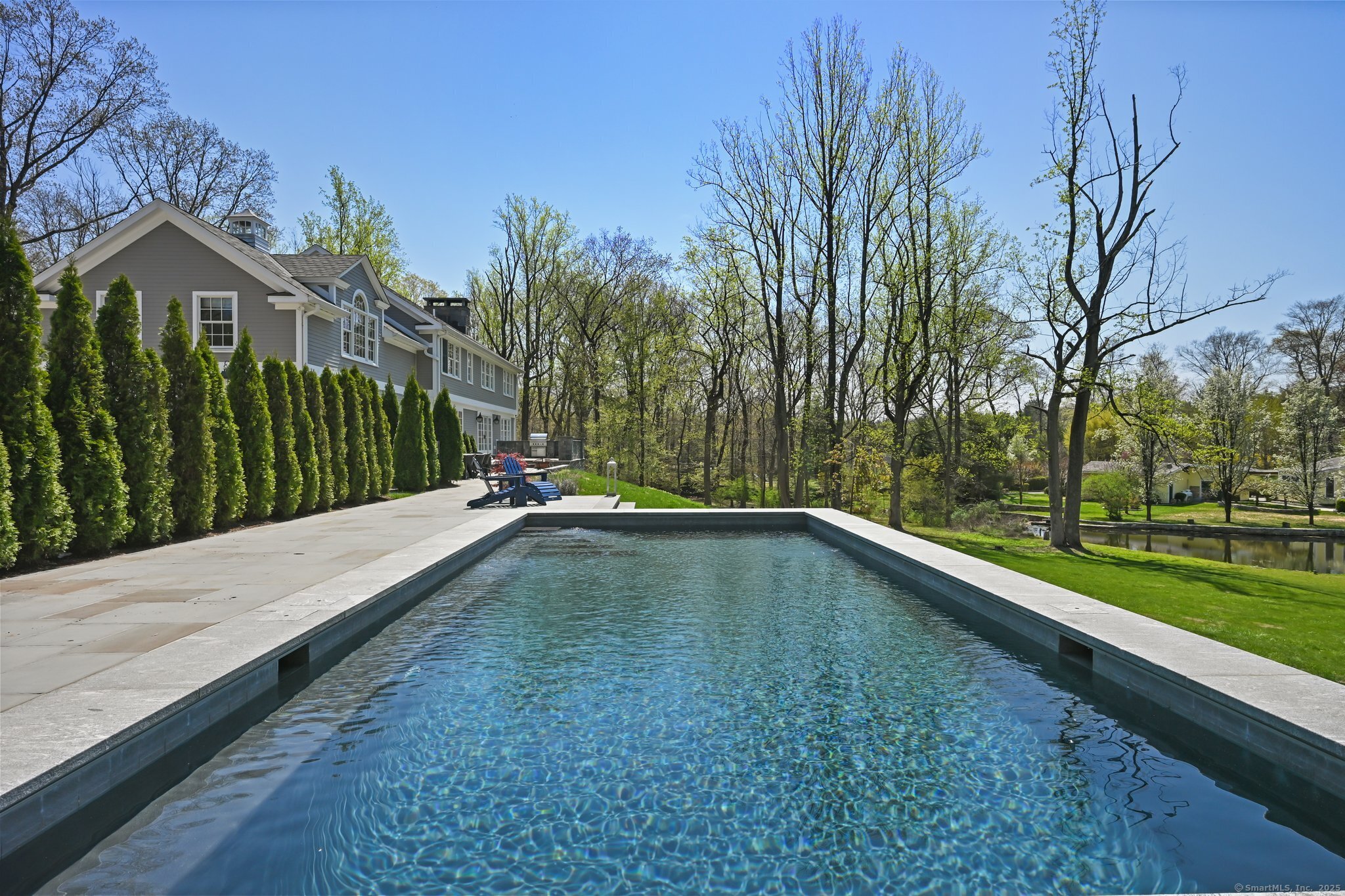 33 Cliffdale Road