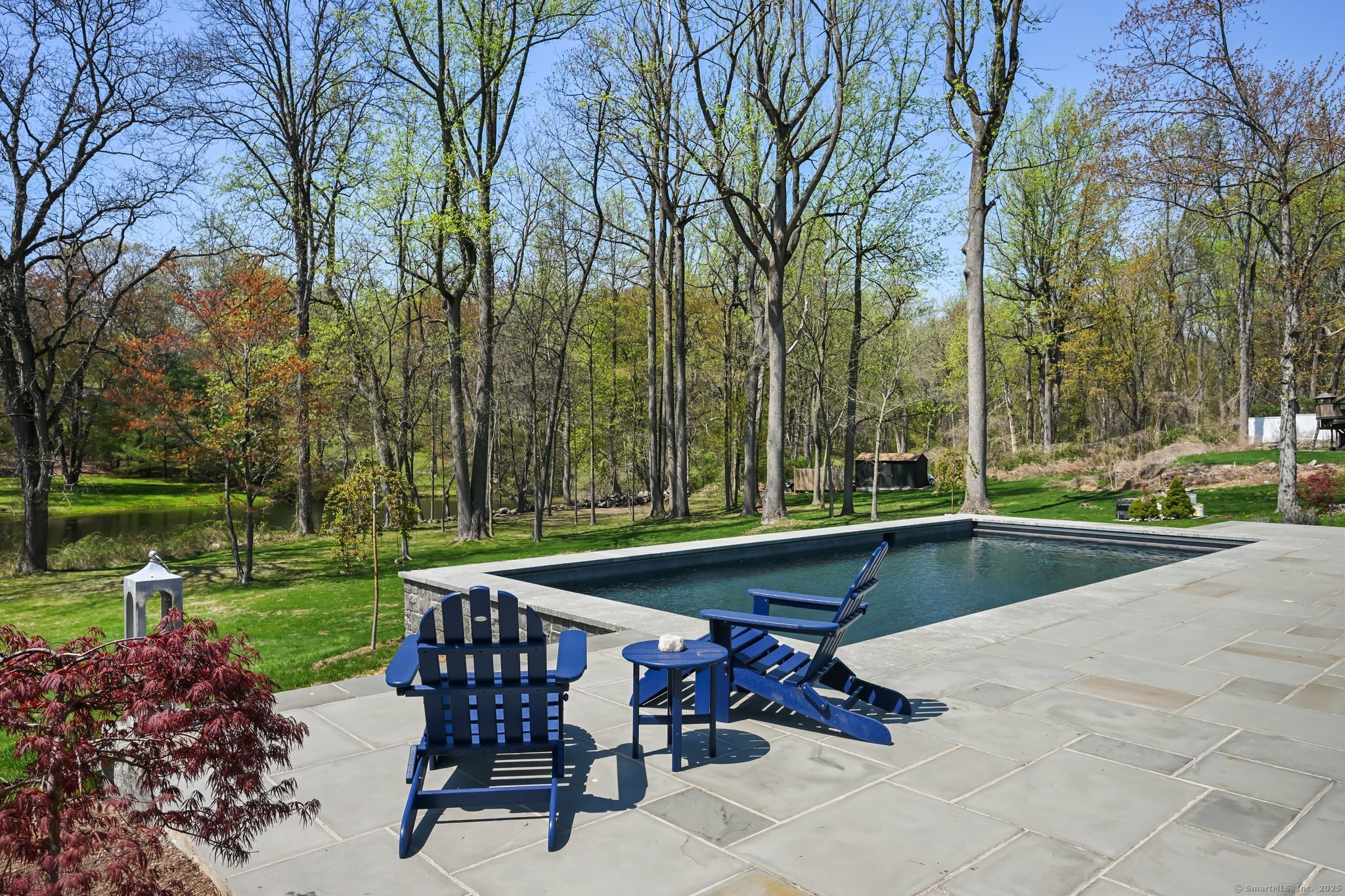 33 Cliffdale Road