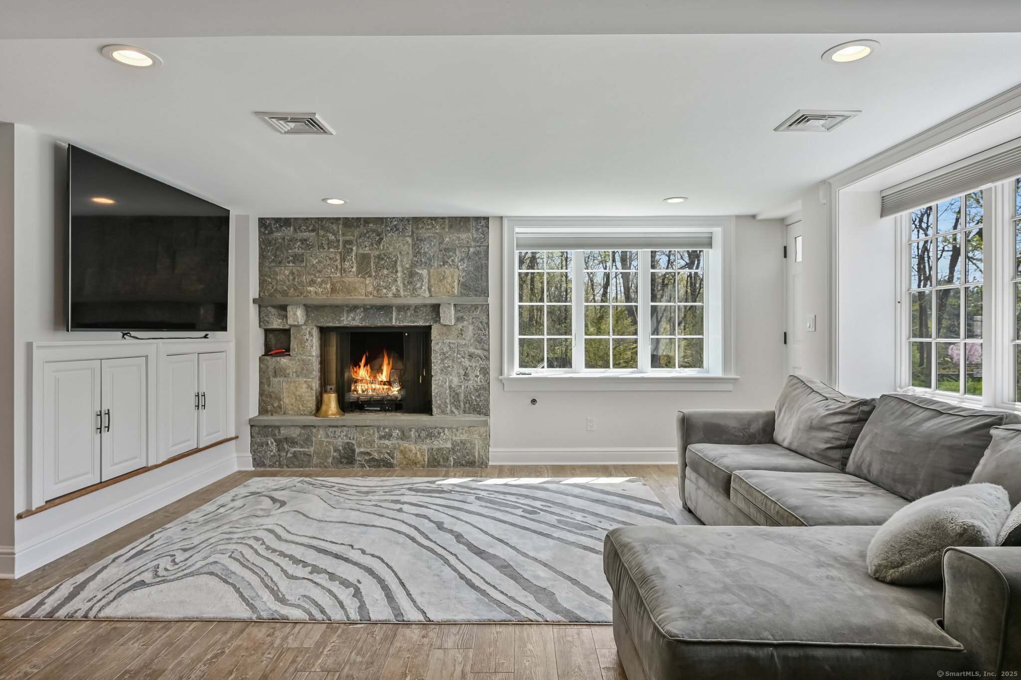 33 Cliffdale Road
