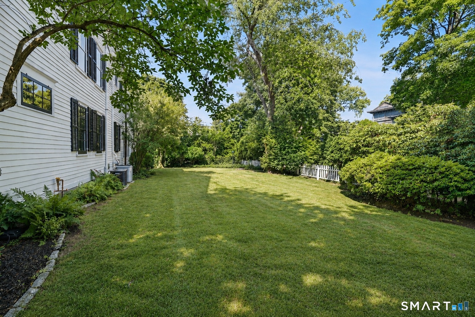 33 Mead Avenue