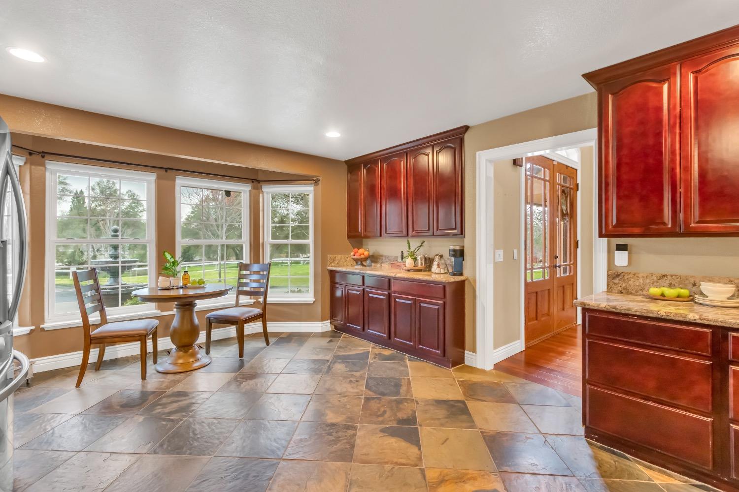 6373 Buckeye Lane