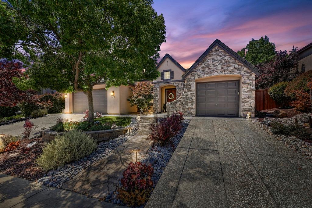 323 Sprig Circle
