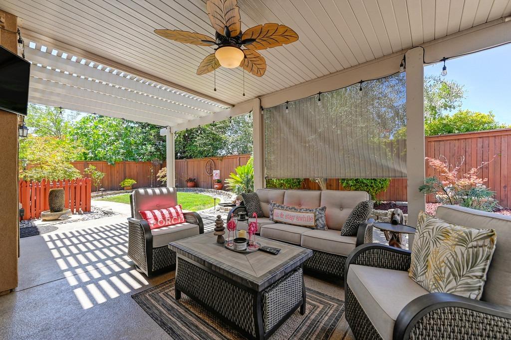 323 Sprig Circle