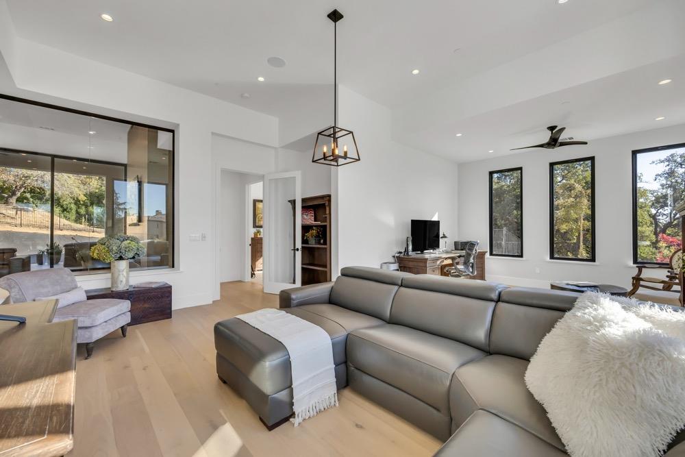 2523 Villanella Ct