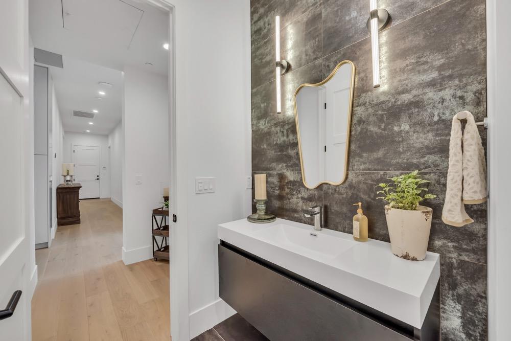 2523 Villanella Ct