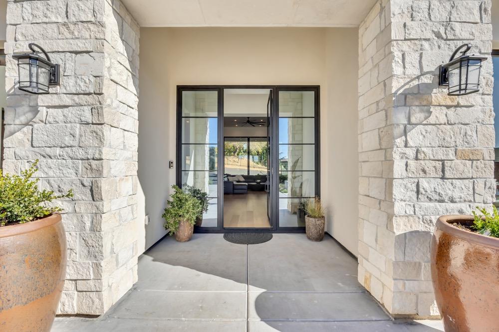 2523 Villanella Ct
