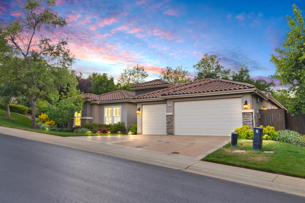 1086 Souza Drive