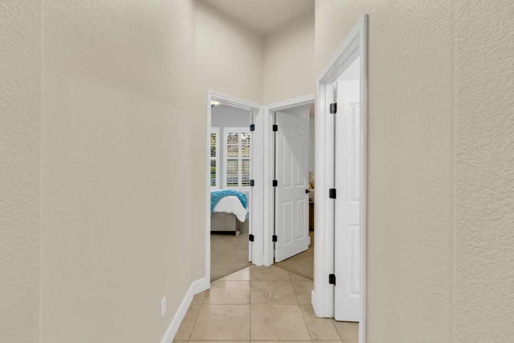 1086 Souza Drive