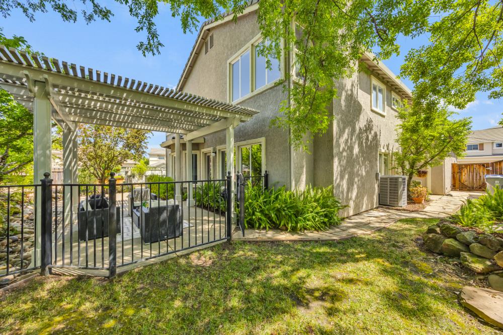 243 Luna Circle